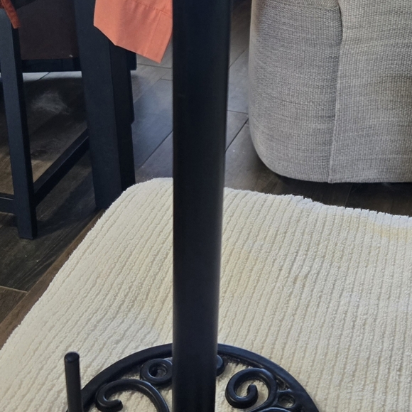 Paper Towel Holder - Picture 3 of 3